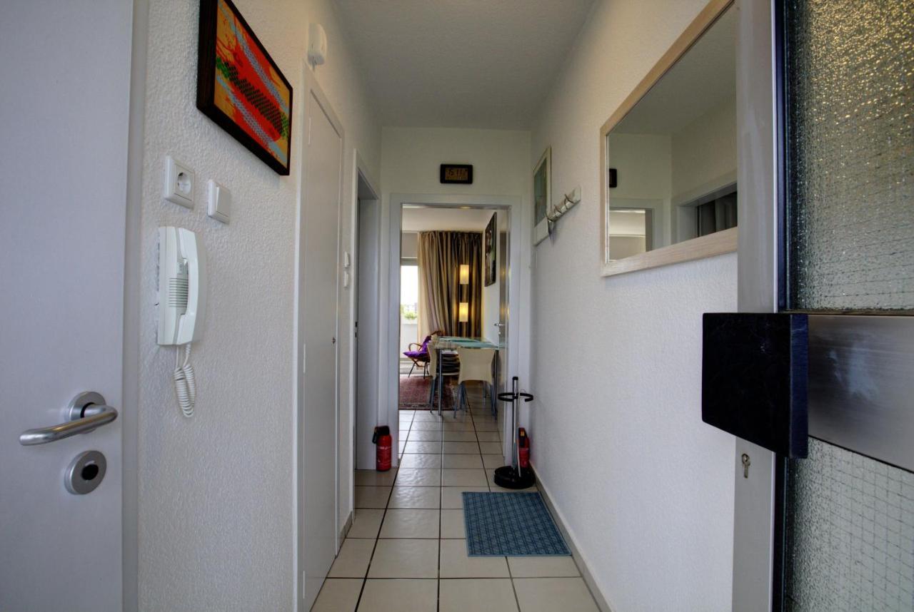 Air Boardinghouse Tulip Stockum, Zu Fuss - 3 Minuten Zur Messe デュッセルドルフ エクステリア 写真